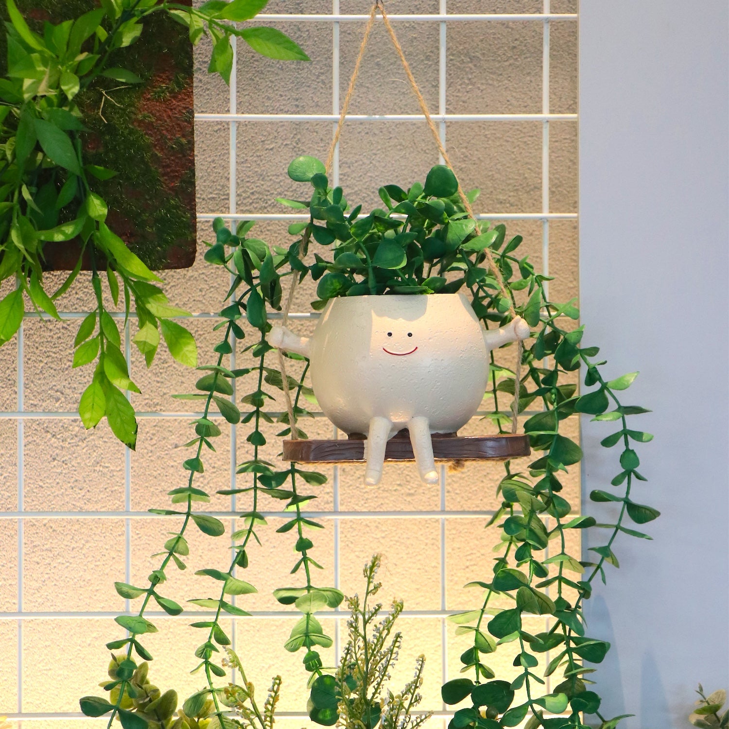 Serenity Swing Planter