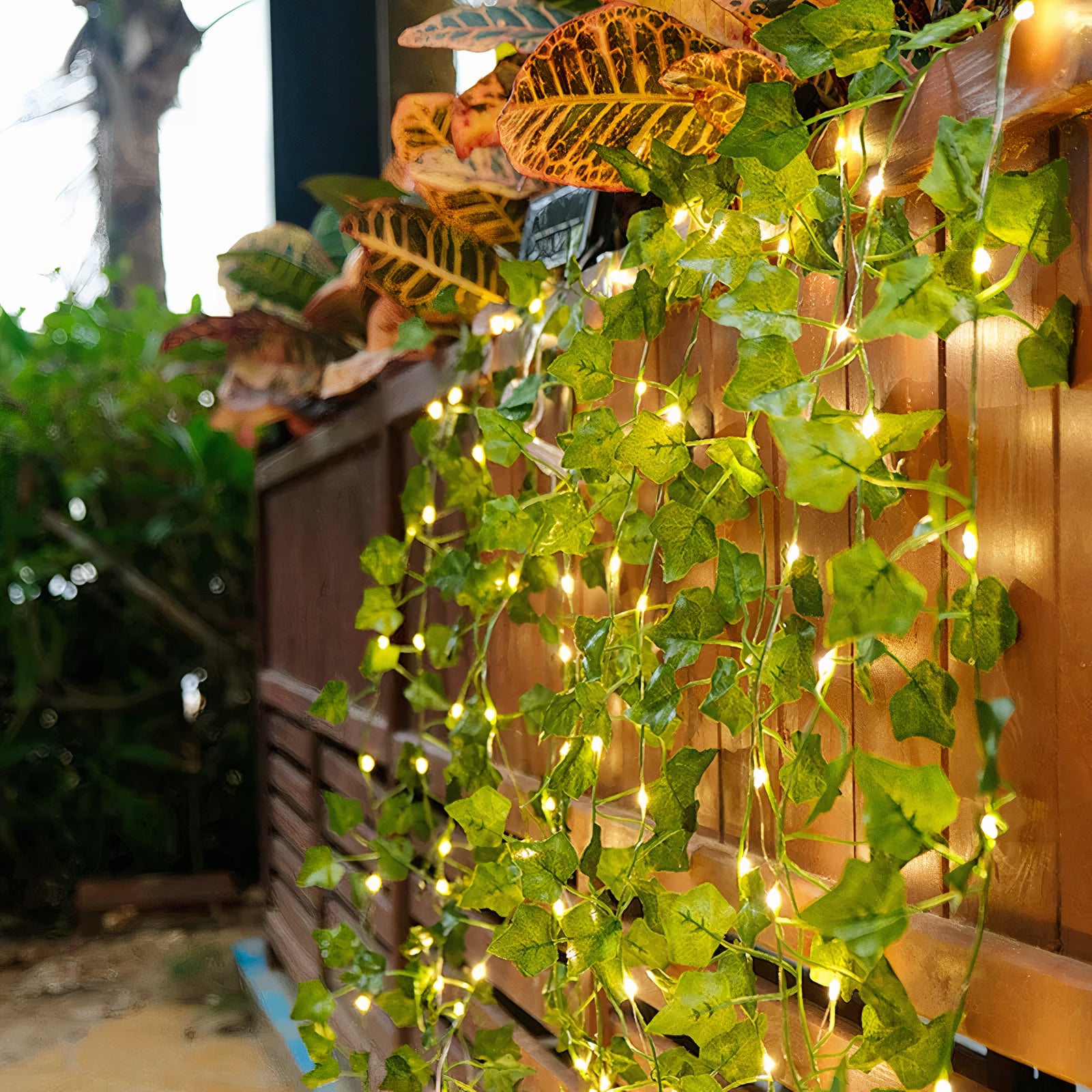 Maple Leaf Light String