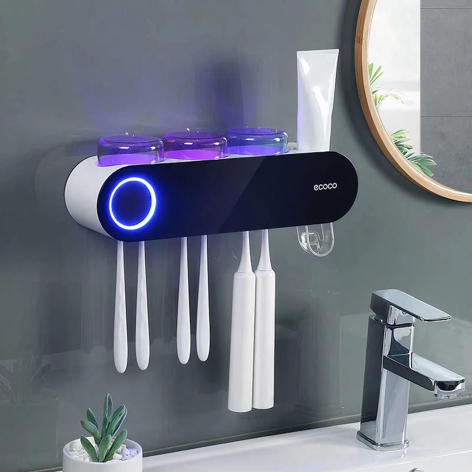 UV Sterilizer Toothbrush Holder