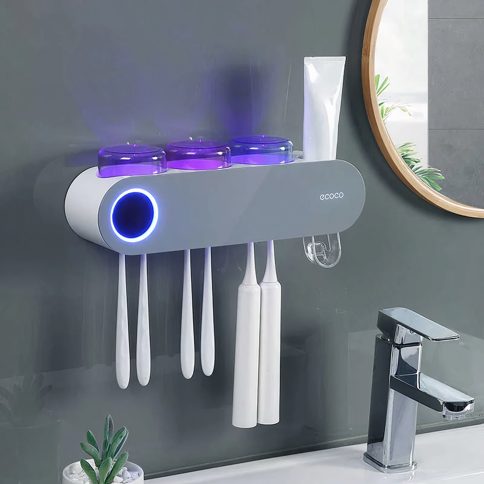 UV Sterilizer Toothbrush Holder